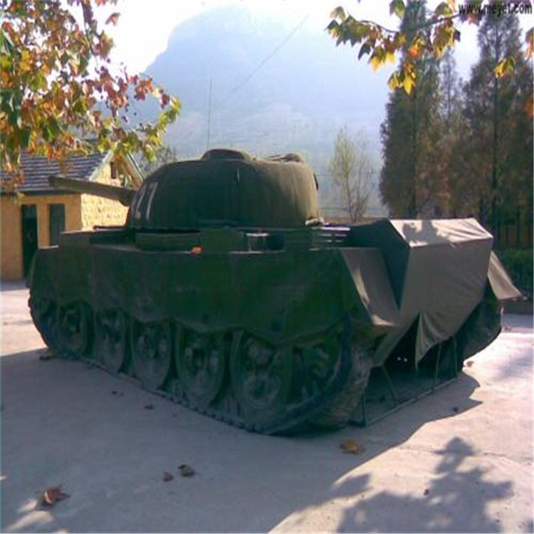 雷州大型充气坦克